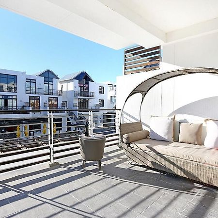 Eden On The Bay 118 By Hostagents Apartment Bloubergstrand Exterior photo