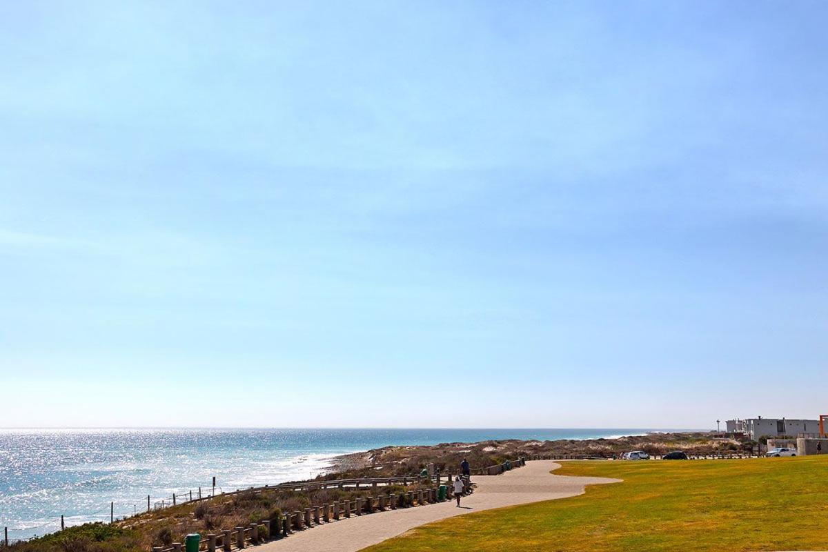 Eden On The Bay 118 By Hostagents Apartment Bloubergstrand Exterior photo