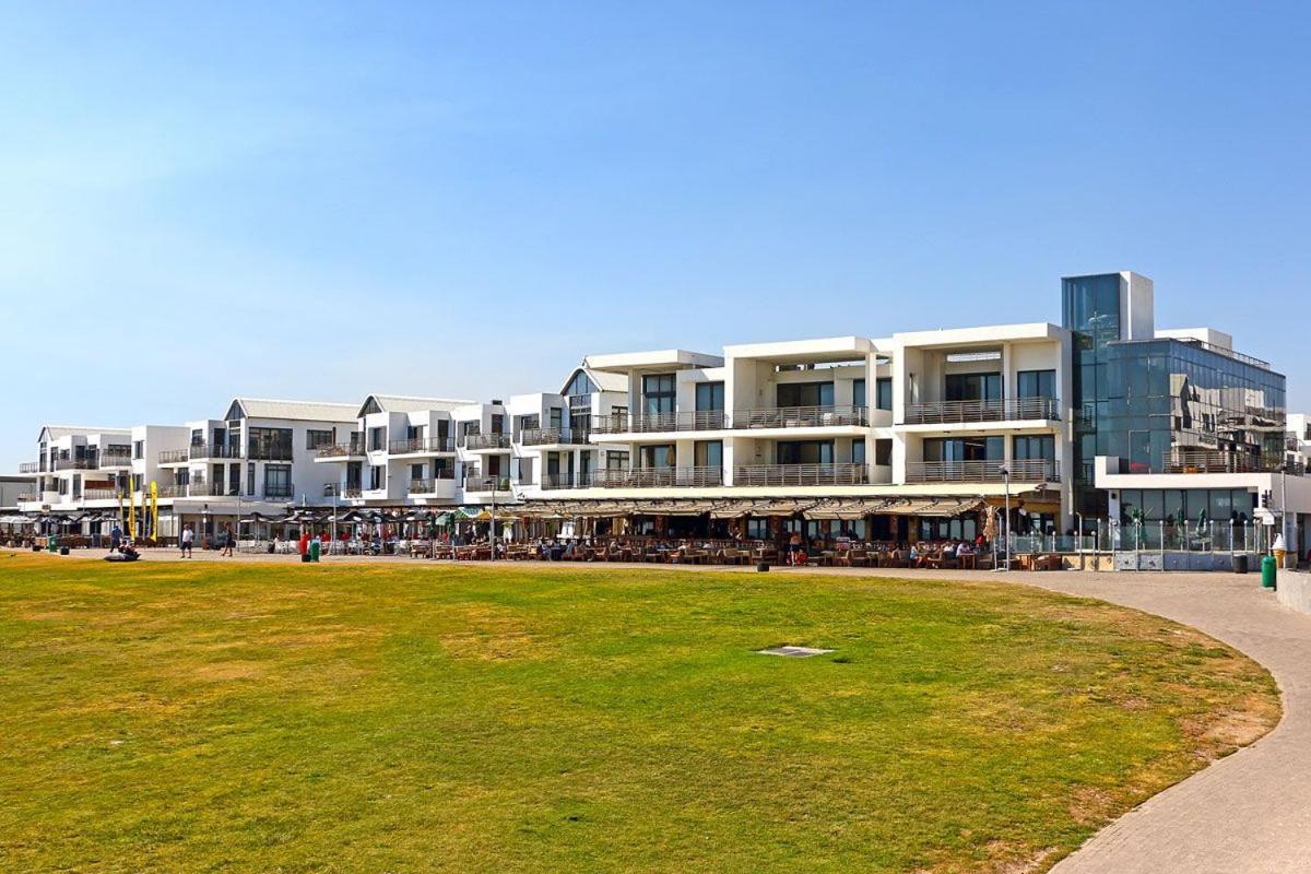 Eden On The Bay 118 By Hostagents Apartment Bloubergstrand Exterior photo